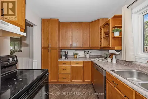 3107 Stockton Drive Ottawa ON K1T 1S2