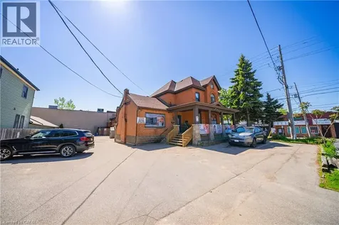 323 Upper Wentworth Street Hamilton ON L9A 4T2