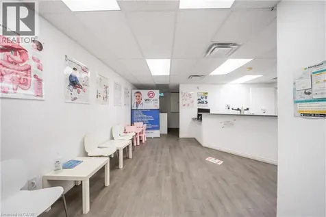 323 Upper Wentworth Street Hamilton ON L9A 4T2