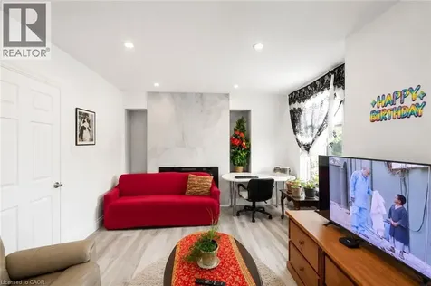 323 Upper Wentworth Street Hamilton ON L9A 4T2