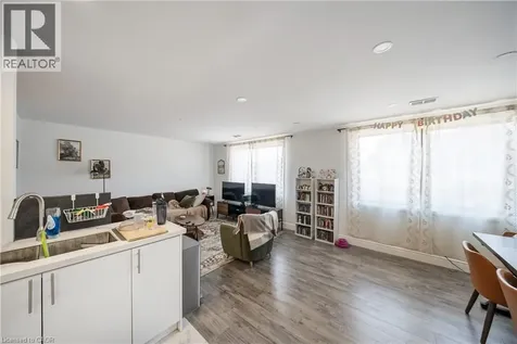 323 Upper Wentworth Street Hamilton ON L9A 4T2