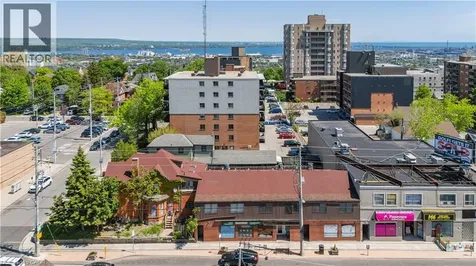 323 Upper Wentworth Street Hamilton ON L9A 4T2