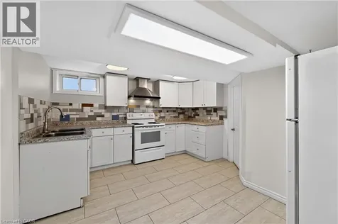 380 East 18th Street Hamilton ON L9A 4R1