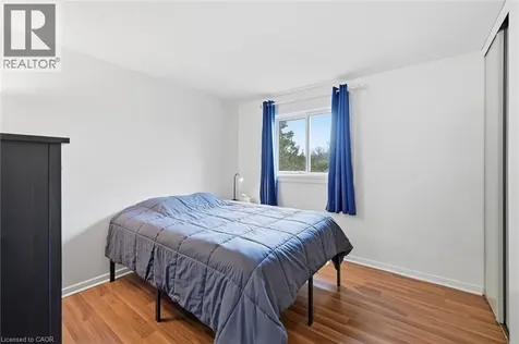 712 Auburn Crescent Burlington ON L7L 5B2