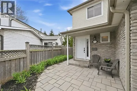 712 Auburn Crescent Burlington ON L7L 5B2
