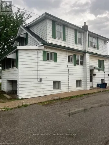 83 Stanley Street Brantford ON N3S 6M5