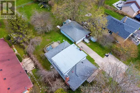 16 Hamilton Avenue Cobourg ON K9A 1V6