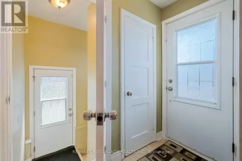 16 Hamilton Avenue Cobourg ON K9A 1V6