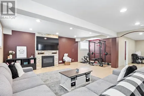 239 Branton Crescent Lakeshore ON N9K 1E2