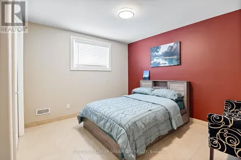239 Branton Crescent Lakeshore ON N9K 1E2