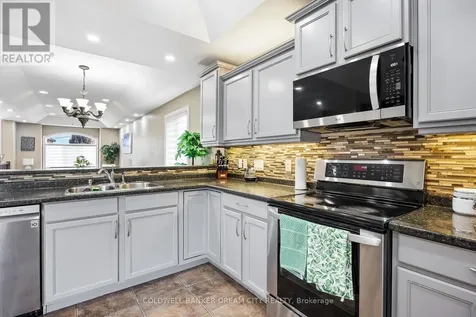 239 Branton Crescent Lakeshore ON N9K 1E2