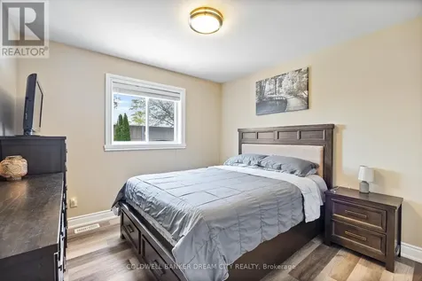 239 Branton Crescent Lakeshore ON N9K 1E2