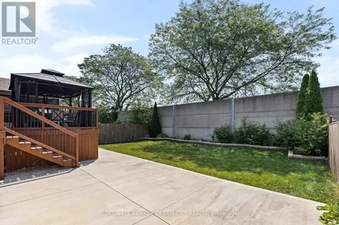 239 Branton Crescent Lakeshore ON N9K 1E2
