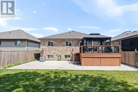 239 Branton Crescent Lakeshore ON N9K 1E2