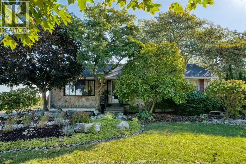 4774 8th Concession Road Windsor ON N0R 1K0
