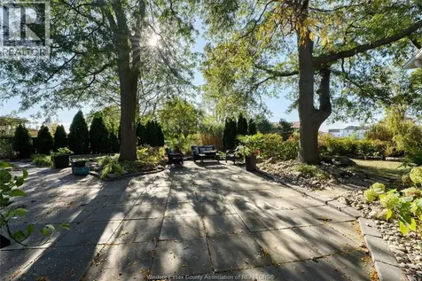 4774 8th Concession Road Windsor ON N0R 1K0