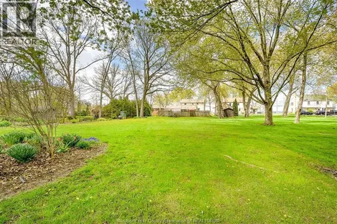 885 Front Road North Amherstburg ON N9V 2V6