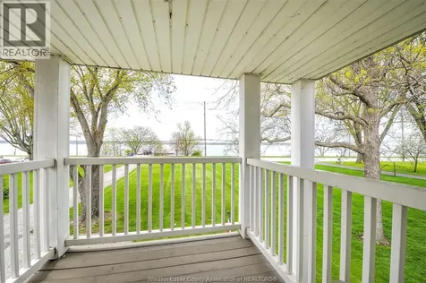 885 Front Road North Amherstburg ON N9V 2V6