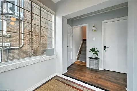 1047 Main Street East Hamilton ON L8M 1N5