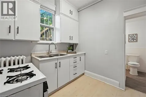 1047 Main Street East Hamilton ON L8M 1N5
