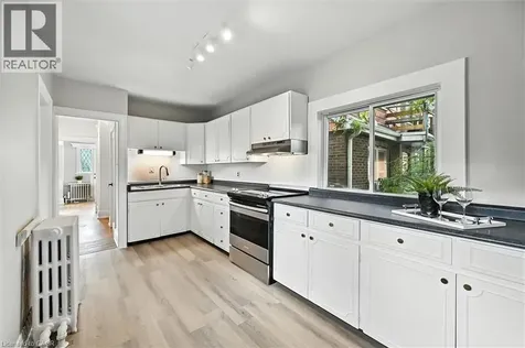 1047 Main Street East Hamilton ON L8M 1N5