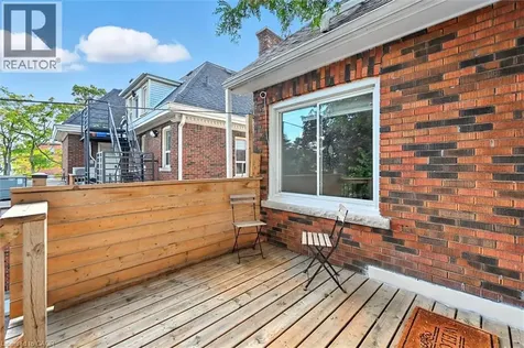 1047 Main Street East Hamilton ON L8M 1N5