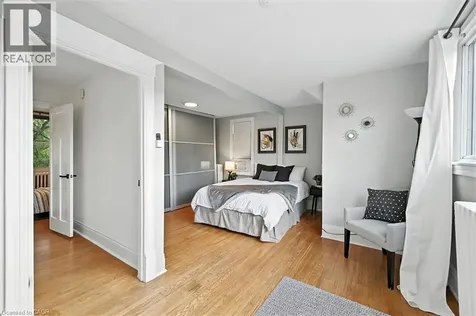 1047 Main Street East Hamilton ON L8M 1N5