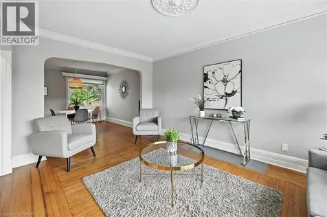 1047 Main Street East Hamilton ON L8M 1N5