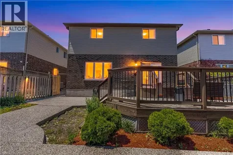 92 Desoto Drive Hamilton ON L9A 0B5