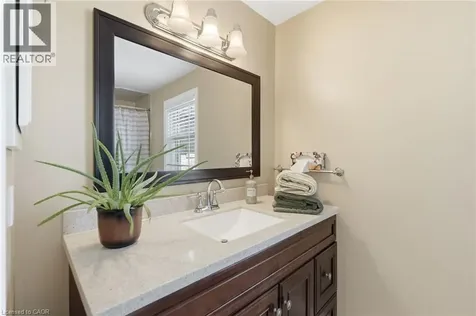 2136 Winding Way Burlington ON L7M 2X9
