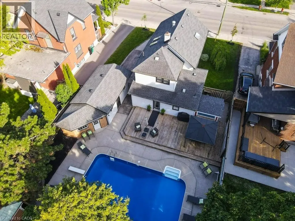 44 Krug Street Kitchener ON N2H 2X7