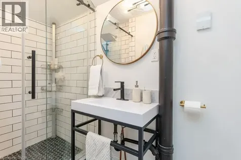 44 Krug Street Kitchener ON N2H 2X7