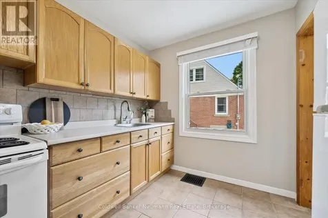 153 Winston Boulevard Cambridge ON N3C 1M1