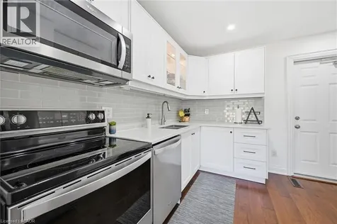 2470 Headon Forest Drive Burlington ON L7M 3X4
