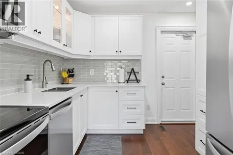 2470 Headon Forest Drive Burlington ON L7M 3X4
