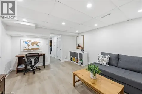 2470 Headon Forest Drive Burlington ON L7M 3X4