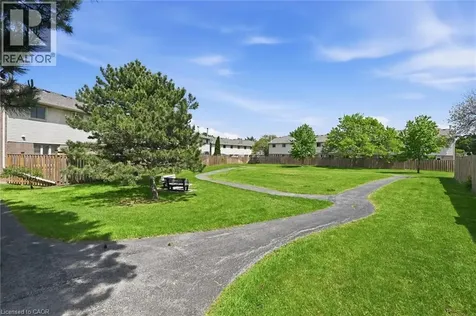 2470 Headon Forest Drive Burlington ON L7M 3X4