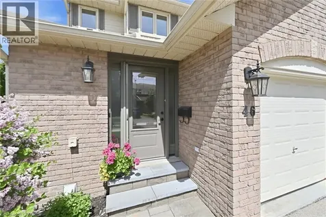 2470 Headon Forest Drive Burlington ON L7M 3X4
