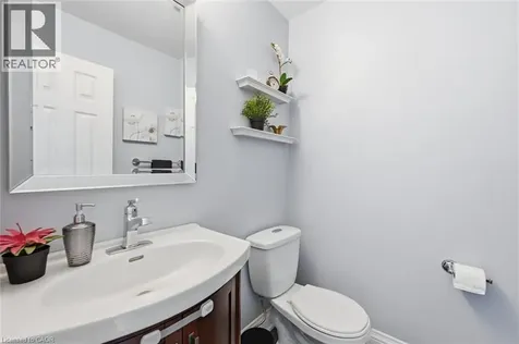 2470 Headon Forest Drive Burlington ON L7M 3X4