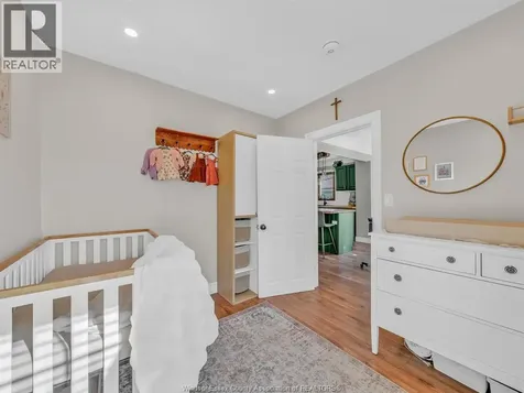3760 Glenfield Windsor ON N9C 2B2