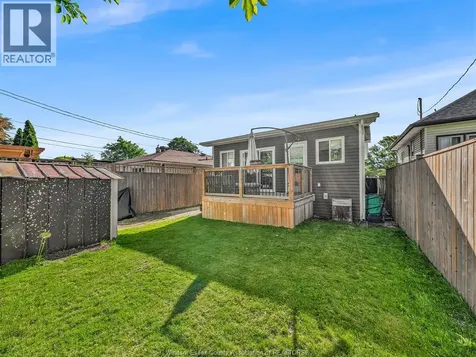 3760 Glenfield Windsor ON N9C 2B2