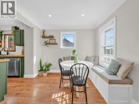 3760 Glenfield Windsor ON N9C 2B2