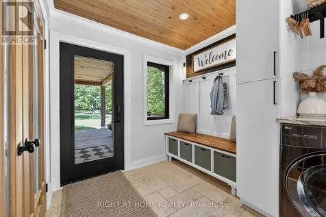 16 Woodland Heights Drive Adjala-tosorontio ON L0M 1J0