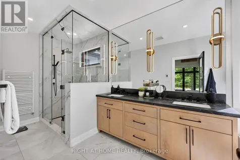 16 Woodland Heights Drive Adjala-tosorontio ON L0M 1J0