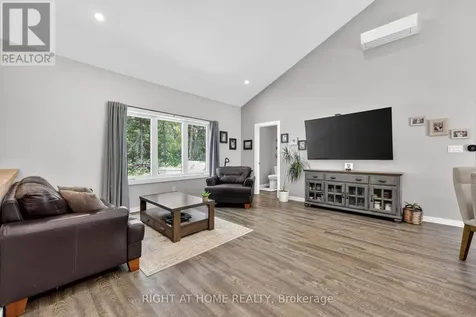 16 Woodland Heights Drive Adjala-tosorontio ON L0M 1J0