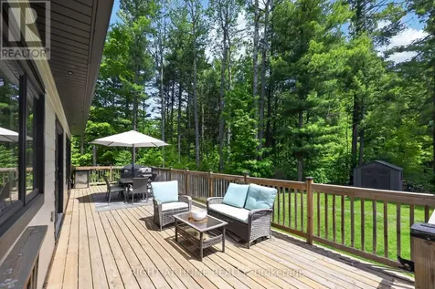 16 Woodland Heights Drive Adjala-tosorontio ON L0M 1J0