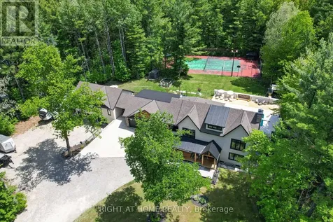 16 Woodland Heights Drive Adjala-tosorontio ON L0M 1J0