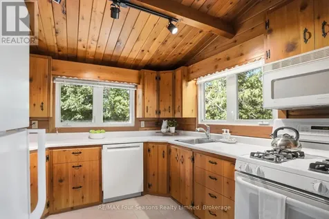 105 St Moritz Crescent Blue Mountains ON L9Y 0S6