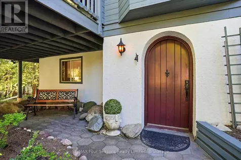 105 St Moritz Crescent Blue Mountains ON L9Y 0S6