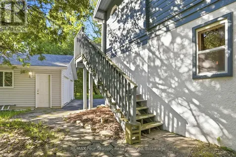 105 St Moritz Crescent Blue Mountains ON L9Y 0S6